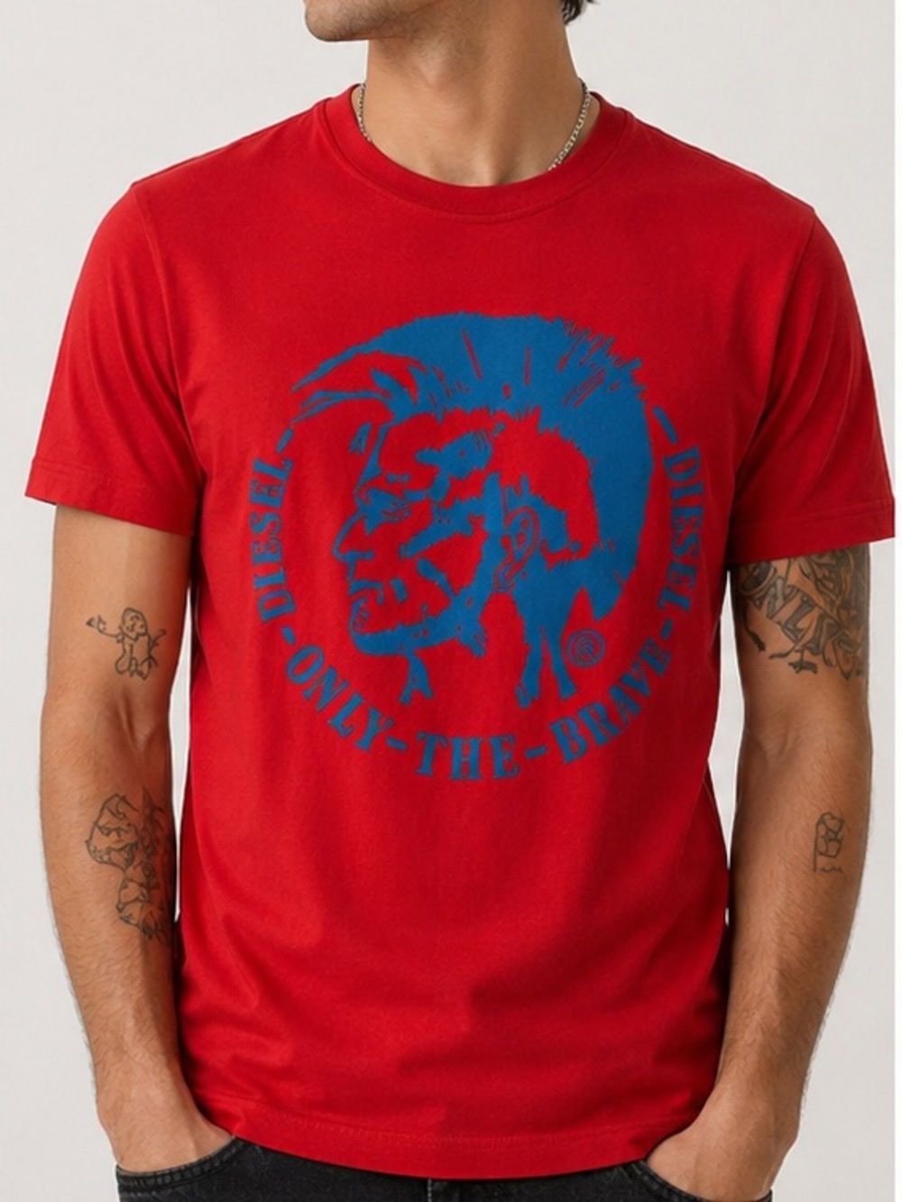 BNWOT Diesel “Only The Brave” Graphic Tee Y2K Red Blue Logo Streetwear T-Shirt S